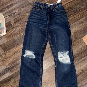 Hollister Dark Baggy Jeans size 0R Brand New